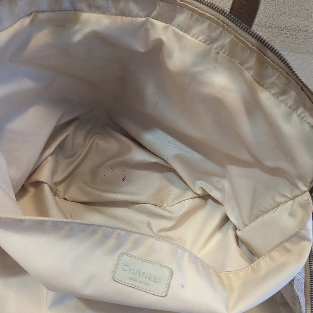 Authentic VTG Chanel Travel Ligne Laptop bag - Picture 4 of 16